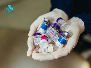 Filler được tiêm vào bên dưới bề mặt của da khi làm đẹp 